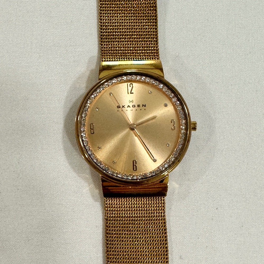 Skagen Anita SKW2130 Rose Gold Mesh Women Watch Crystal Markers Tested Works